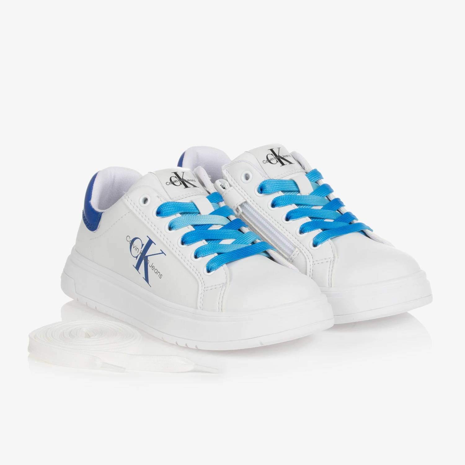 Calvin Klein Jeans Teen White & Blue Logo Trainers 6 Calvin Klein Jeans Teen White & Blue Logo Trainers - Image 4