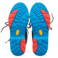 Stella McCartney Kids Ski Wear Capsule Teen Black Logo Snow Boots 7 Stella McCartney Kids Ski Wear Capsule Teen Black Logo Snow Boots -Boss Sale Store stella mccartney kids teen black logo snow boots 348222 7be6b7a8f66498f7d8e716dca628affa8c1d1c13